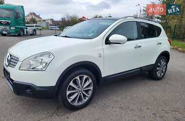 Внедорожник / Кроссовер Nissan Qashqai 2010 в 