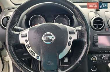Внедорожник / Кроссовер Nissan Qashqai 2010 в 