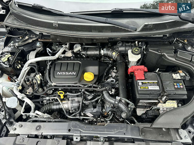 Позашляховик / Кросовер Nissan Qashqai 2016 в Луцьку