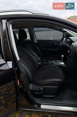 Внедорожник / Кроссовер Nissan Qashqai 2008 в 