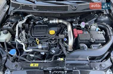 Внедорожник / Кроссовер Nissan Qashqai 2012 в 