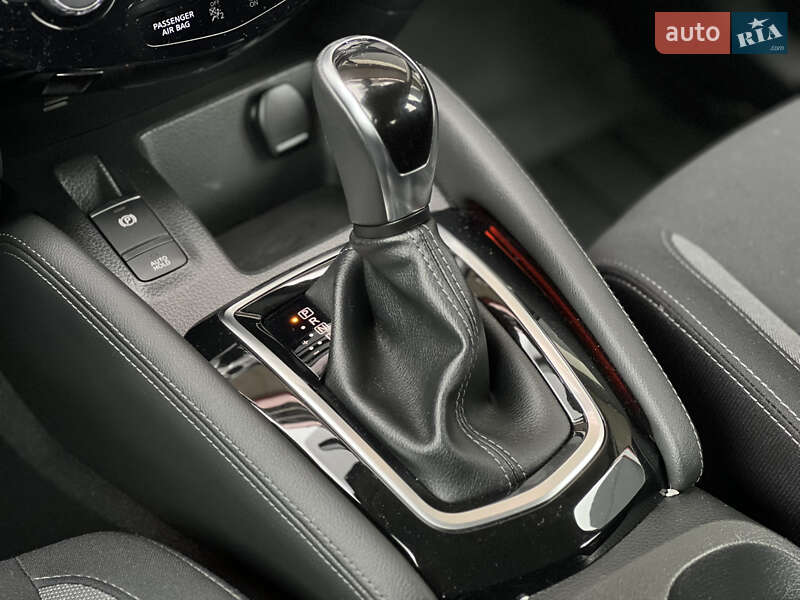 Внедорожник / Кроссовер Nissan Qashqai 2019 в Киеве