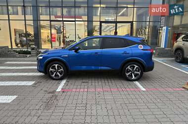 Позашляховик / Кросовер Nissan Qashqai 2023 в 