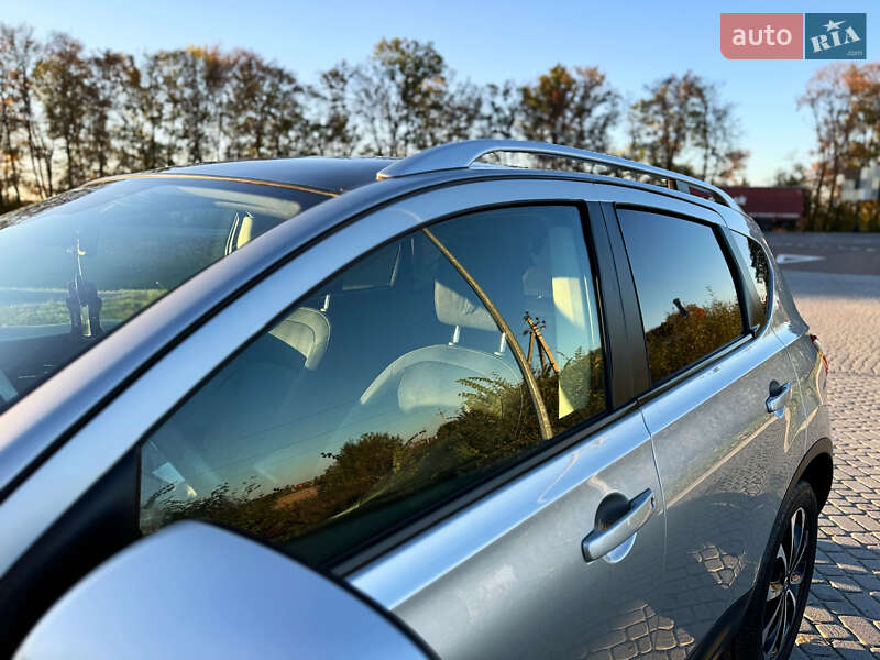 Позашляховик / Кросовер Nissan Qashqai 2012 в Стрию фото 17 Позашляховик / Кросовер Nissan Qashqai 2012 в Стрию