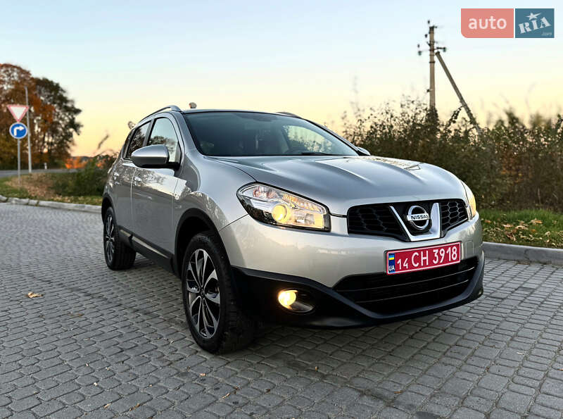 Позашляховик / Кросовер Nissan Qashqai 2012 в Стрию фото 44 Позашляховик / Кросовер Nissan Qashqai 2012 в Стрию