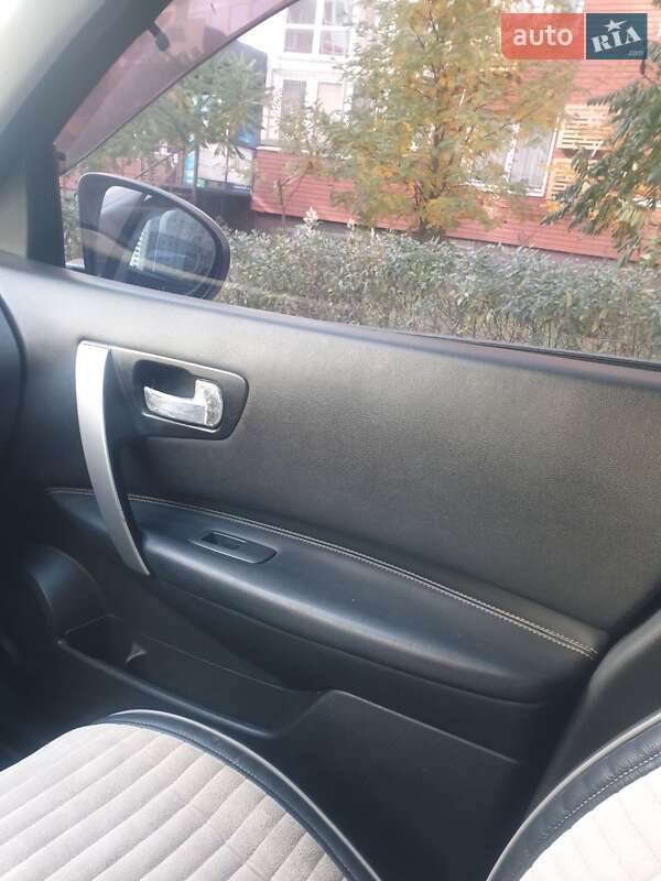 Позашляховик / Кросовер Nissan Qashqai 2008 в Києві