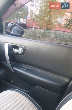 Внедорожник / Кроссовер Nissan Qashqai 2008 в 