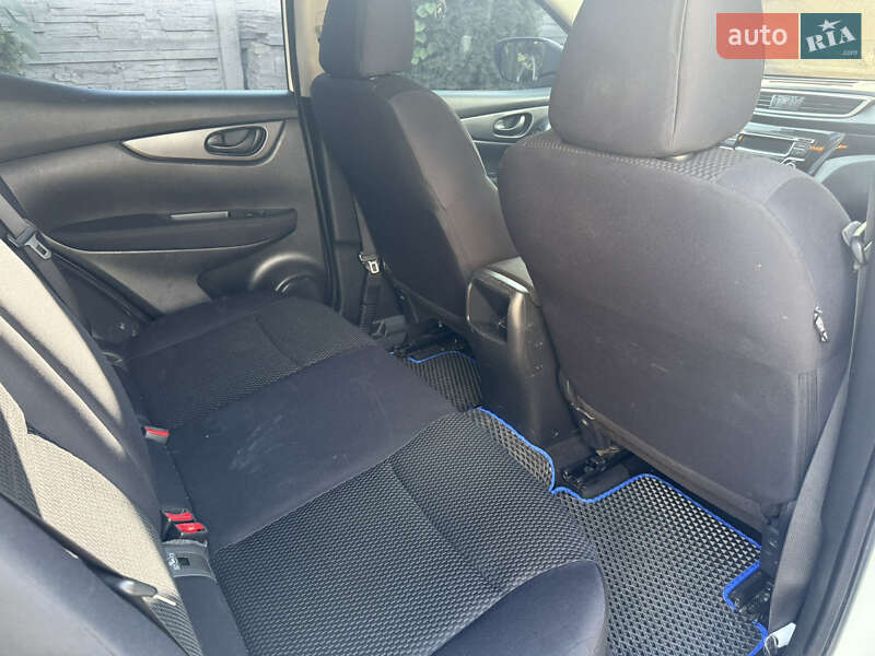 Внедорожник / Кроссовер Nissan Qashqai 2015 в Львове