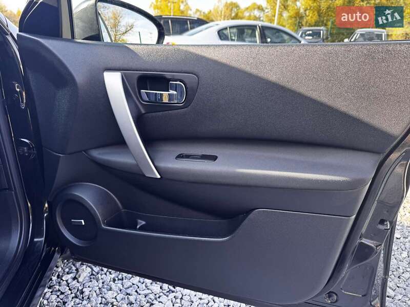 Позашляховик / Кросовер Nissan Qashqai 2012 в Нетішині