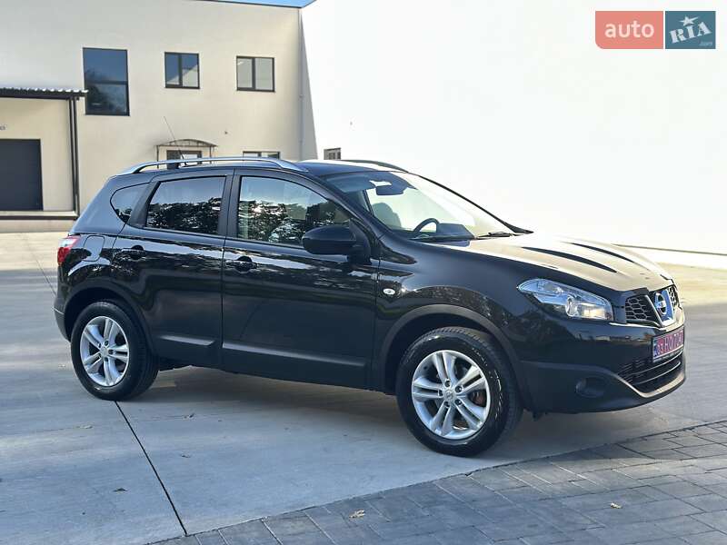 Внедорожник / Кроссовер Nissan Qashqai 2010 в Луцке