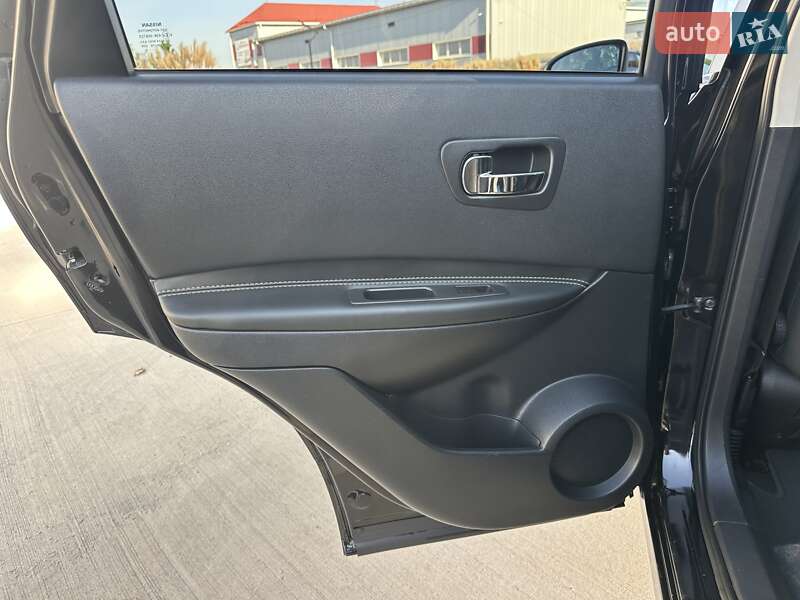 Внедорожник / Кроссовер Nissan Qashqai 2010 в Луцке