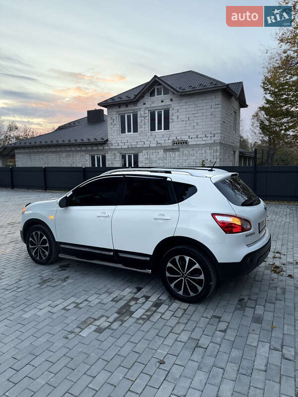 Внедорожник / Кроссовер Nissan Qashqai 2010 в Борщеве