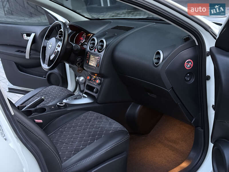 Внедорожник / Кроссовер Nissan Qashqai 2010 в Борщеве