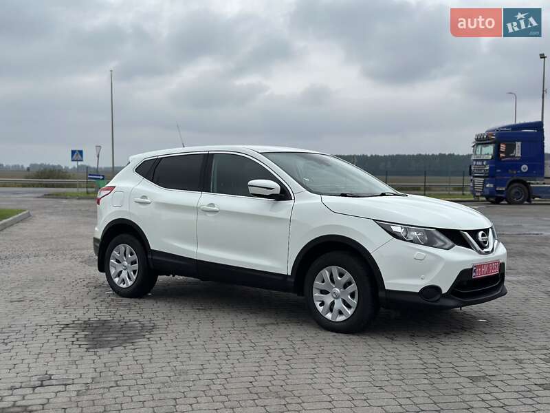 Внедорожник / Кроссовер Nissan Qashqai 2015 в Радивилове фото 5 Внедорожник / Кроссовер Nissan Qashqai 2015 в Радивилове