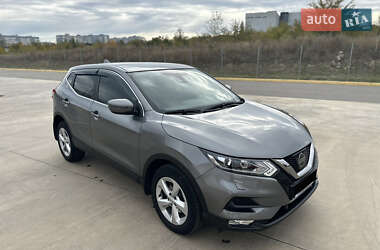Внедорожник / Кроссовер Nissan Qashqai 2017 в Мировом