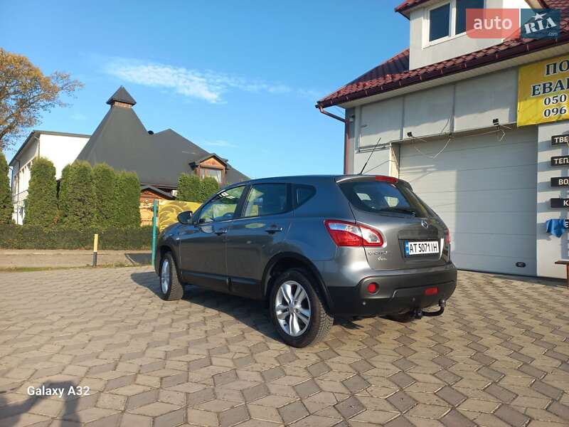 Позашляховик / Кросовер Nissan Qashqai 2011 в Снятині