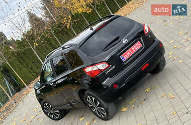 Внедорожник / Кроссовер Nissan Qashqai 2013 в 