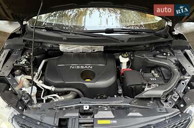 Внедорожник / Кроссовер Nissan Qashqai 2015 в 