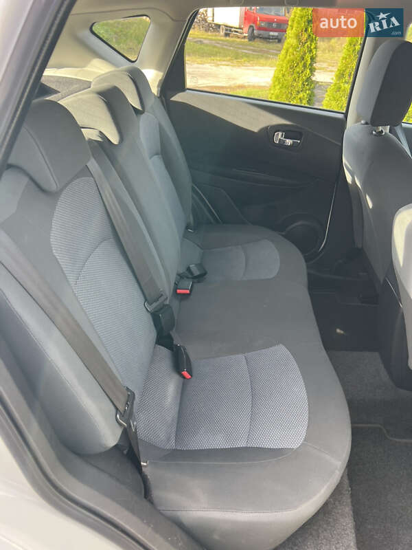 Позашляховик / Кросовер Nissan Qashqai 2012 в Камені-Каширському