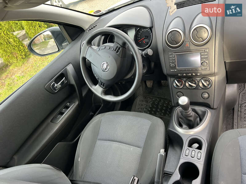 Позашляховик / Кросовер Nissan Qashqai 2012 в Камені-Каширському