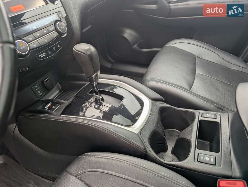 Внедорожник / Кроссовер Nissan Qashqai 2017 в Киеве