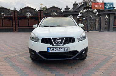 Внедорожник / Кроссовер Nissan Qashqai 2012 в 