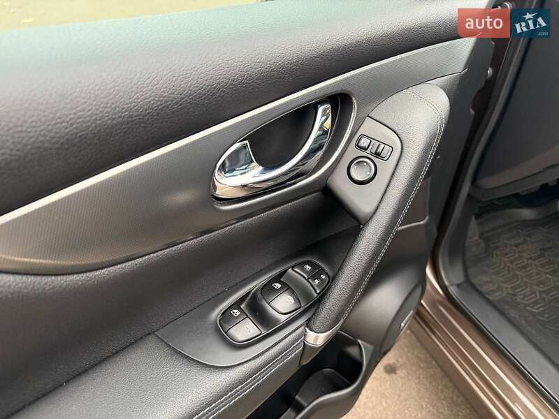 Внедорожник / Кроссовер Nissan Qashqai 2017 в Киеве фото 16 Внедорожник / Кроссовер Nissan Qashqai 2017 в Киеве