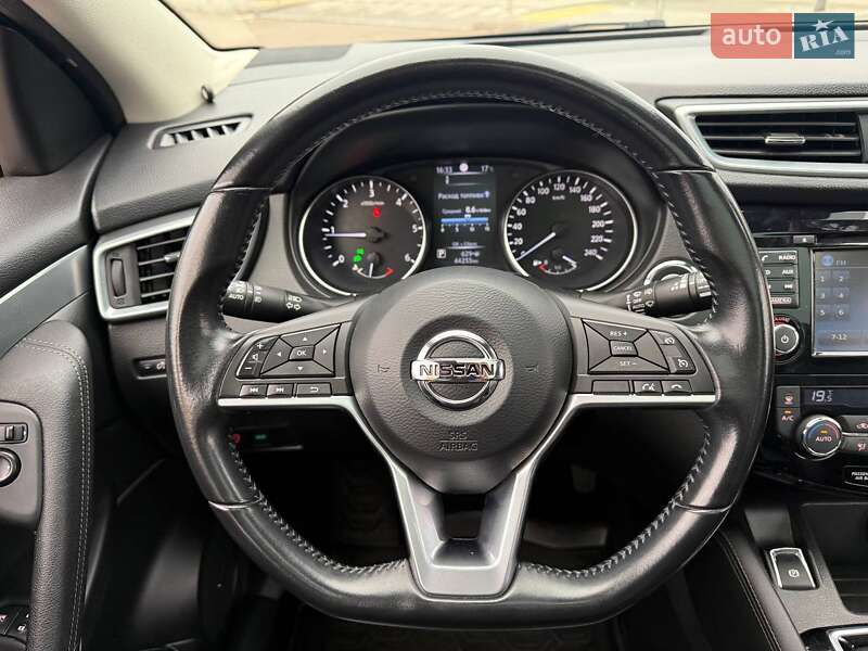 Внедорожник / Кроссовер Nissan Qashqai 2017 в Киеве фото 20 Внедорожник / Кроссовер Nissan Qashqai 2017 в Киеве