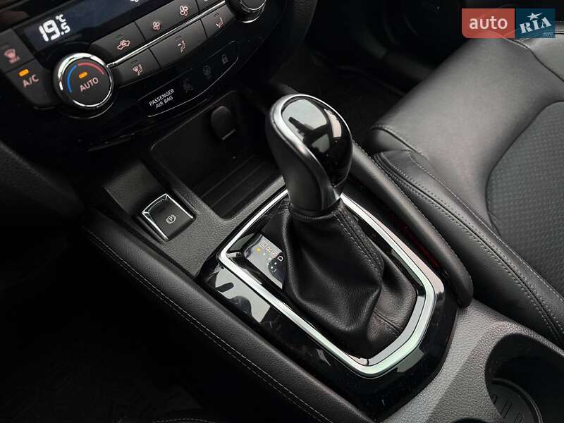 Внедорожник / Кроссовер Nissan Qashqai 2017 в Киеве фото 25 Внедорожник / Кроссовер Nissan Qashqai 2017 в Киеве