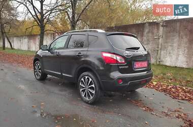 Позашляховик / Кросовер Nissan Qashqai 2012 в  фото 14 Позашляховик / Кросовер Nissan Qashqai 2012 в