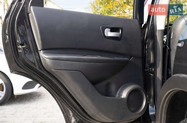 Позашляховик / Кросовер Nissan Qashqai 2008 в  фото 27 Позашляховик / Кросовер Nissan Qashqai 2008 в