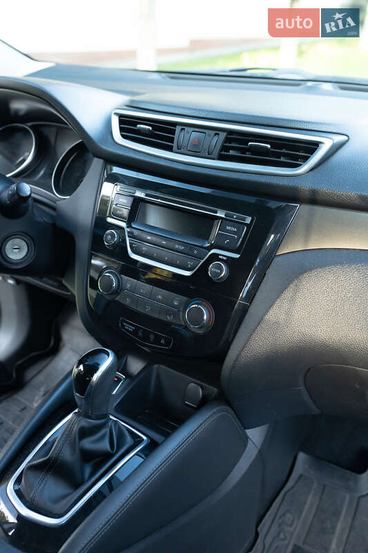 Внедорожник / Кроссовер Nissan Qashqai 2019 в Днепре