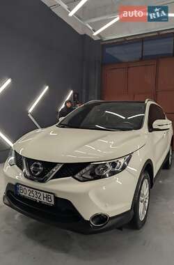 Внедорожник / Кроссовер Nissan Qashqai 2015 в Тернополе Внедорожник / Кроссовер Nissan Qashqai 2015 в Тернополе