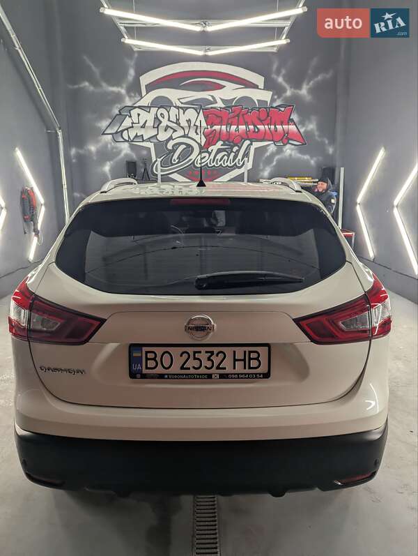 Позашляховик / Кросовер Nissan Qashqai 2015 в Тернополі фото 6 Позашляховик / Кросовер Nissan Qashqai 2015 в Тернополі