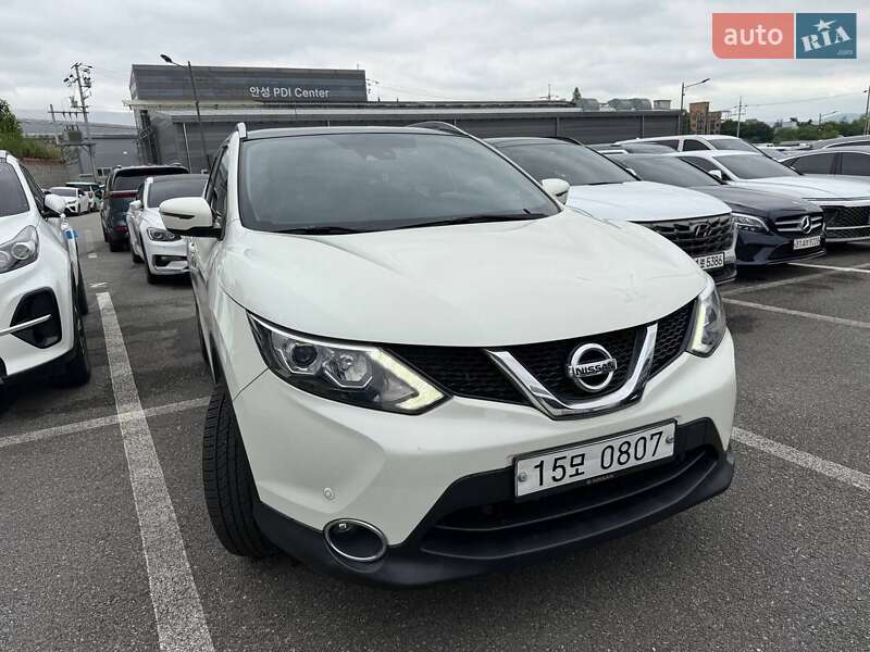 Позашляховик / Кросовер Nissan Qashqai 2015 в Тернополі фото 39 Позашляховик / Кросовер Nissan Qashqai 2015 в Тернополі