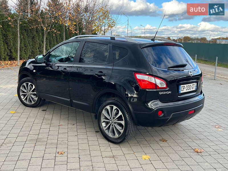 Внедорожник / Кроссовер Nissan Qashqai 2012 в Львове