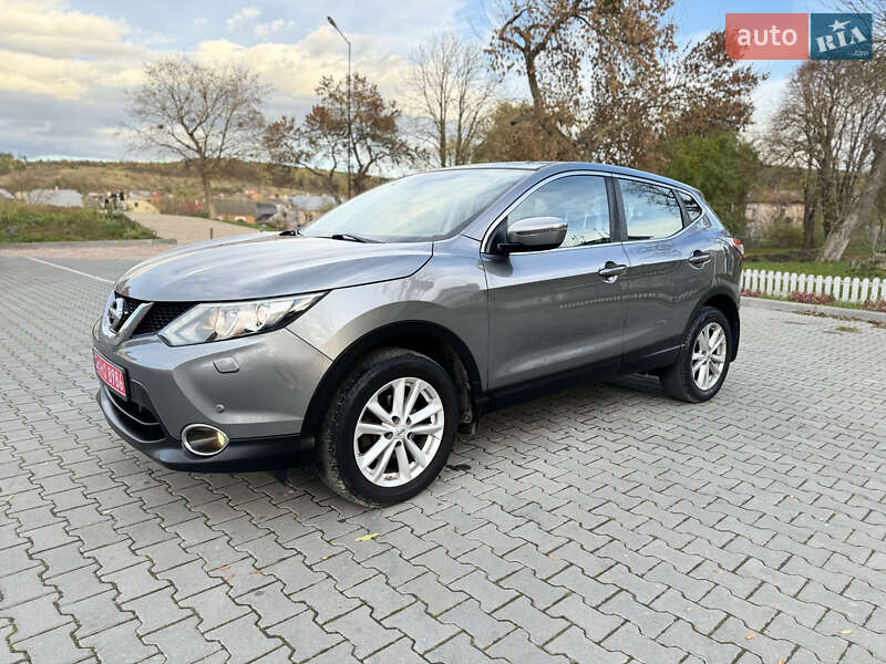 Внедорожник / Кроссовер Nissan Qashqai 2015 в Бережанах
