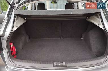 Внедорожник / Кроссовер Nissan Qashqai 2012 в 