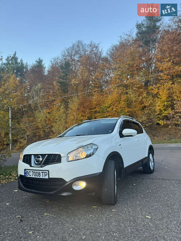 Позашляховик / Кросовер Nissan Qashqai 2011 в Долині