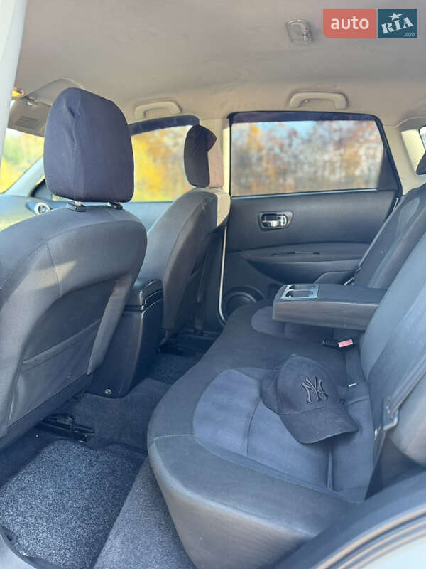 Позашляховик / Кросовер Nissan Qashqai 2011 в Долині