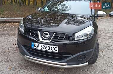 Позашляховик / Кросовер Nissan Qashqai 2011 в Києві