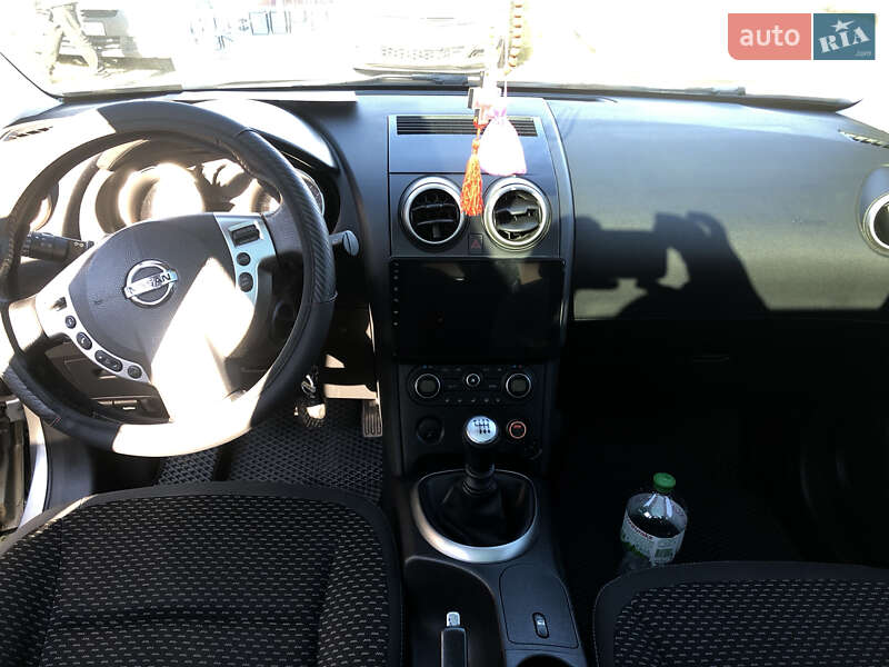 Позашляховик / Кросовер Nissan Qashqai 2009 в Івано-Франківську