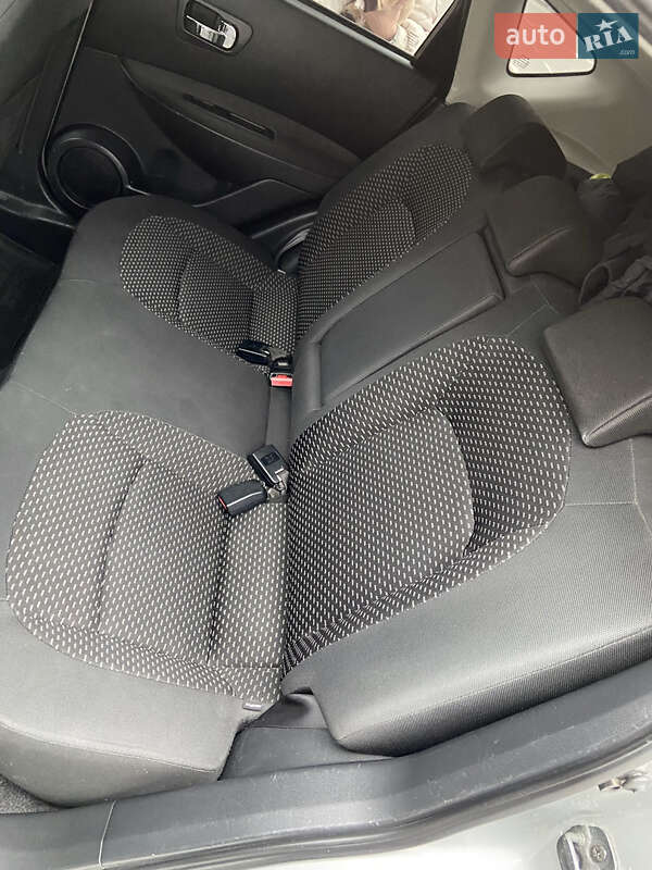 Позашляховик / Кросовер Nissan Qashqai 2009 в Івано-Франківську