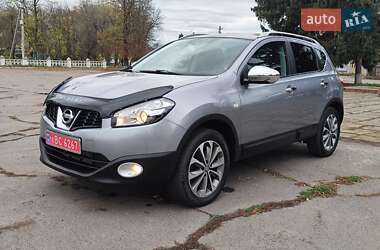 Внедорожник / Кроссовер Nissan Qashqai 2011 в 