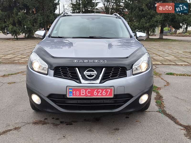Внедорожник / Кроссовер Nissan Qashqai 2011 в Новоархангельске