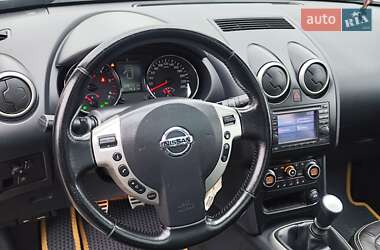 Внедорожник / Кроссовер Nissan Qashqai 2011 в 