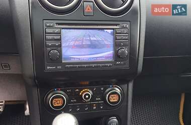 Внедорожник / Кроссовер Nissan Qashqai 2011 в 