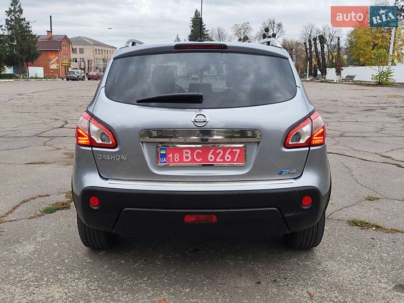 Внедорожник / Кроссовер Nissan Qashqai 2011 в Новоархангельске