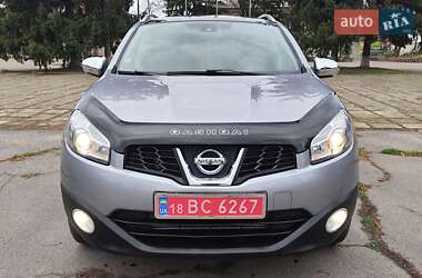 Внедорожник / Кроссовер Nissan Qashqai 2011 в 