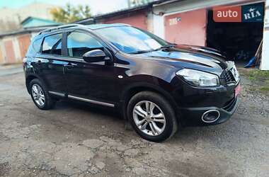 Внедорожник / Кроссовер Nissan Qashqai 2011 в Житомире